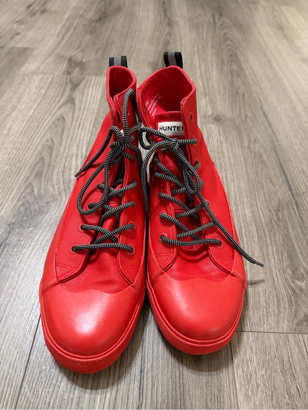 Hunter Men’s Red High-Top Sneakers with Black-and-White Laces